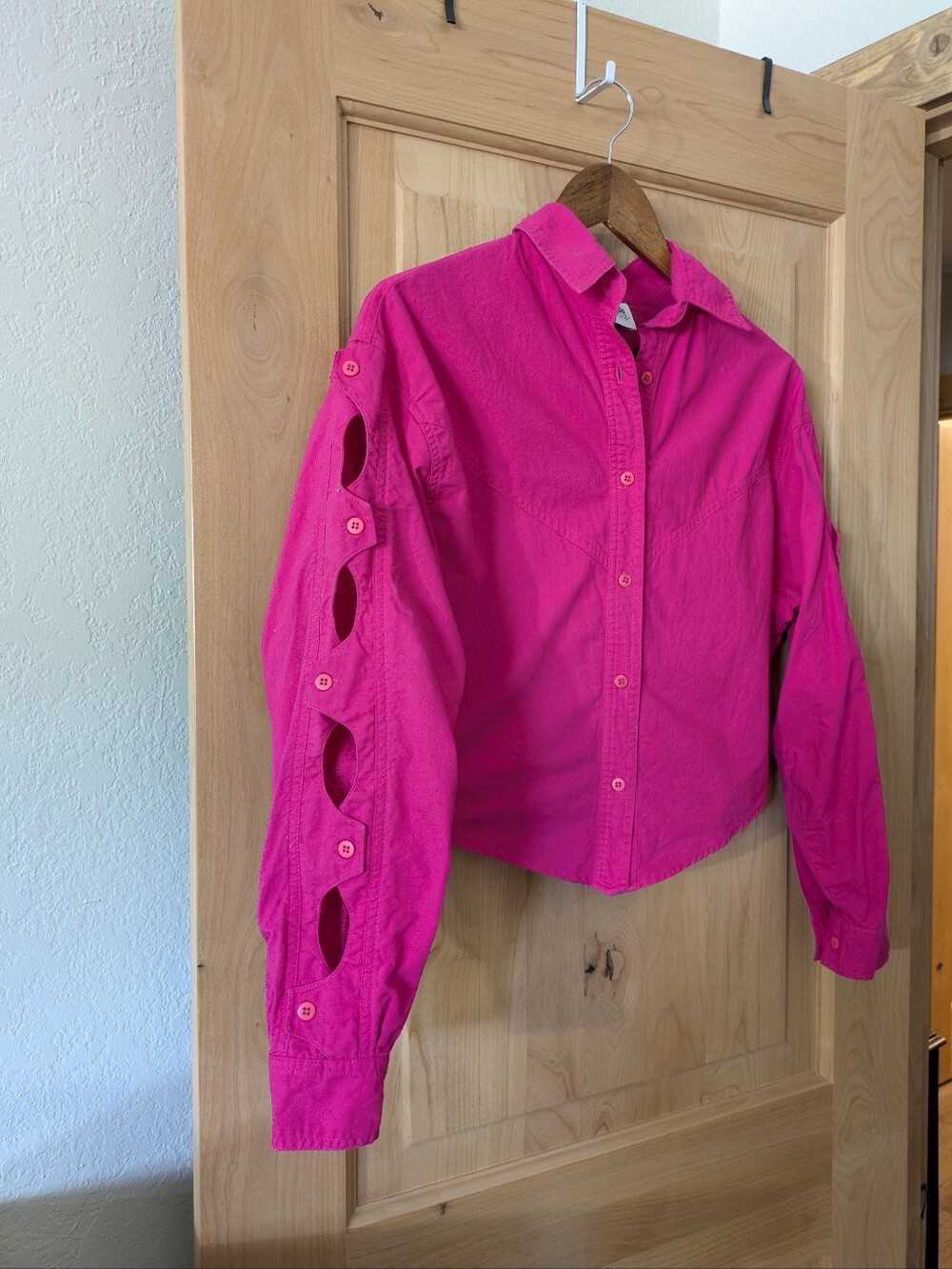 Women's Western Hot Pink Button-Down Shirt with Cutout Sleeve Detail